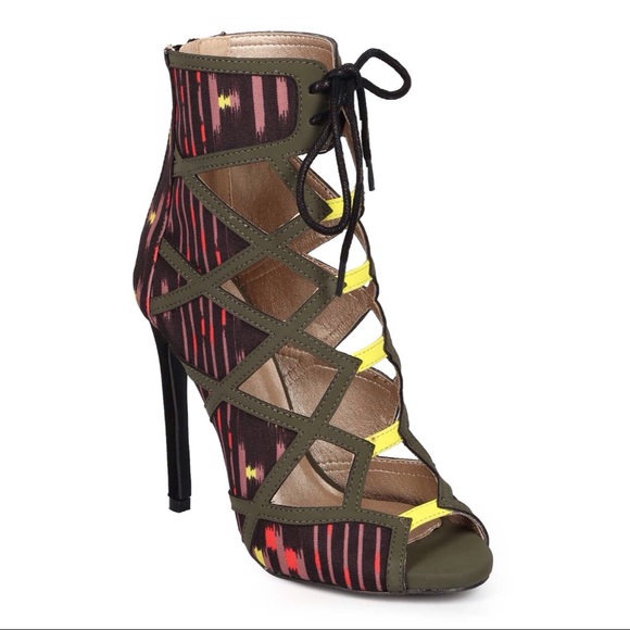 Abstract Caged Peep Toe Stiletto Ankle Bootie - Picture 2 of 6